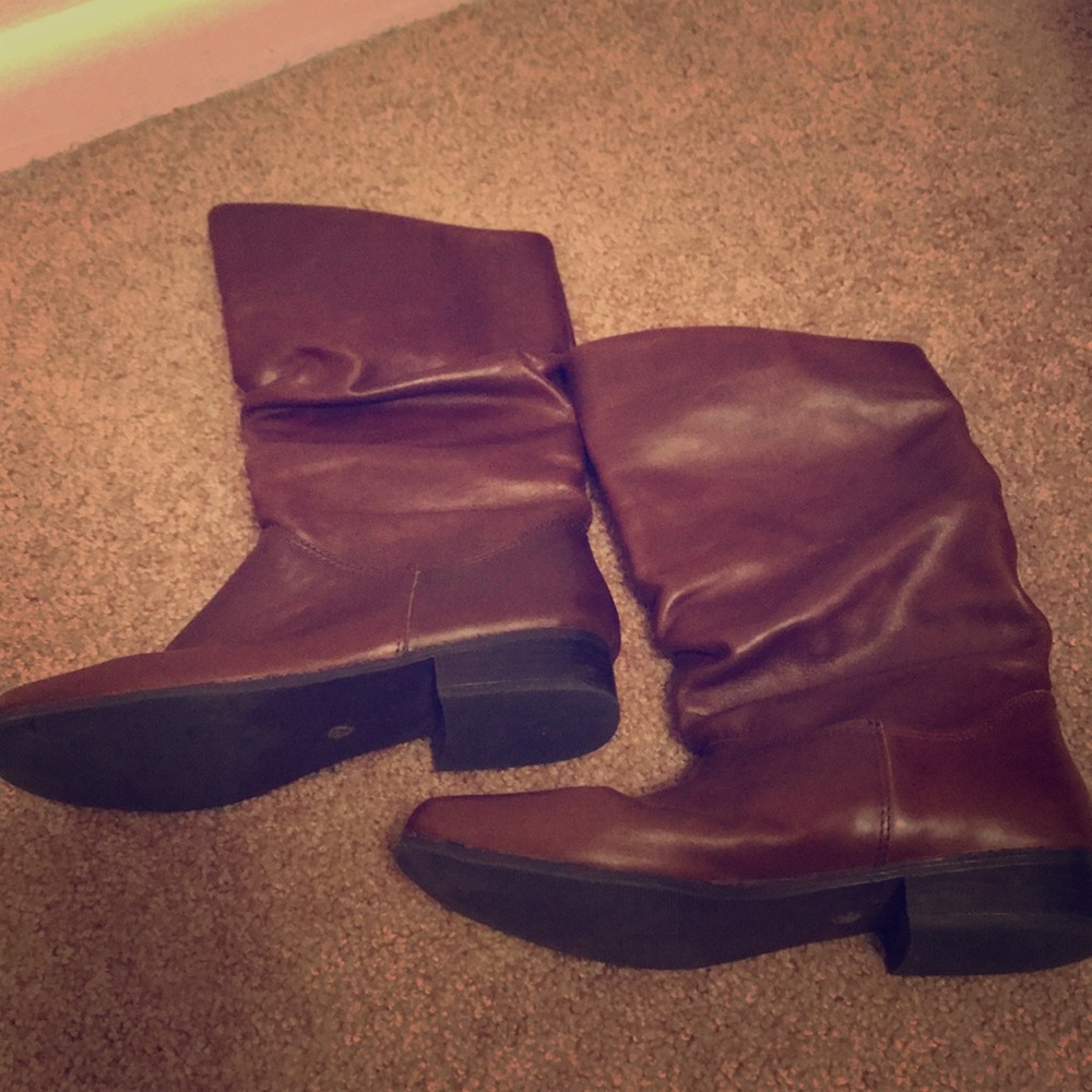 Brown boots